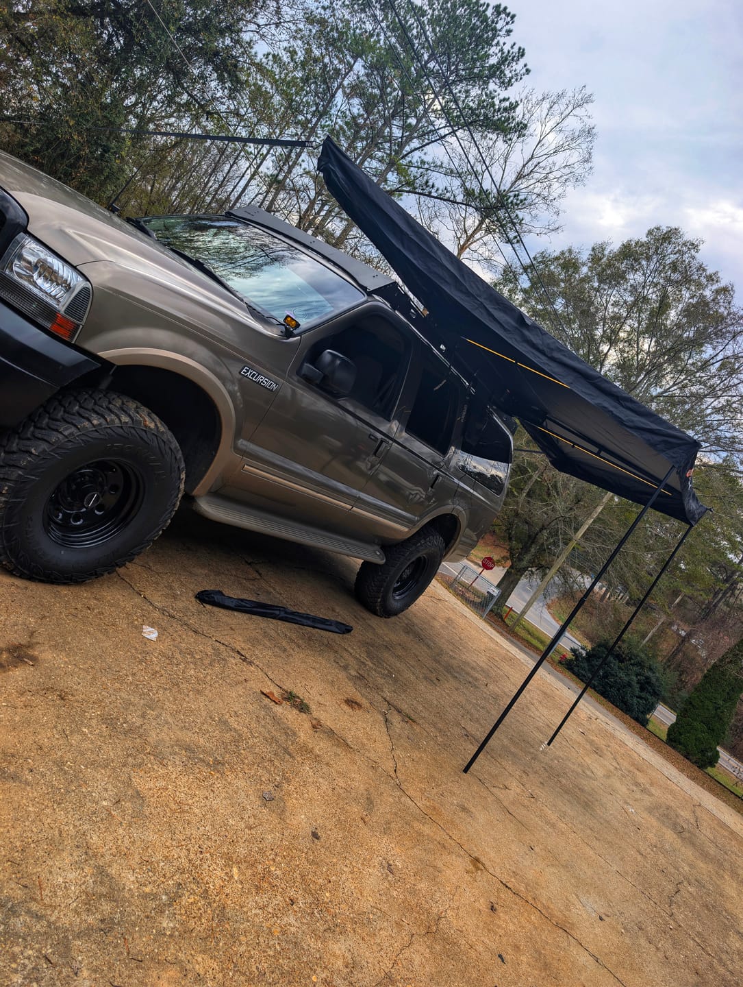 Customer photo review of OPENROAD 180 Free Standing Awning