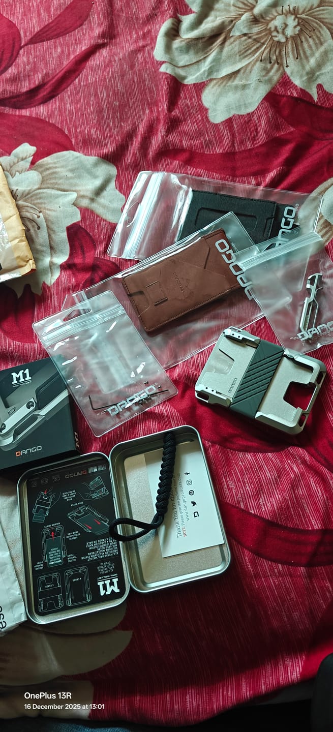 Customer photo review of M1 MAVERICK™ 4 POCKET BIFOLD DTEX WITH MT01 CLASP/MULTI-TOOL