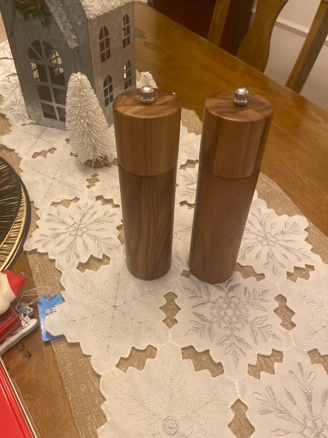 Customer photo review of Acacia Wood Salt and Pepper Grinders