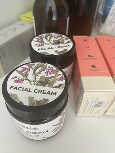 Customer photo review of Facial Cream