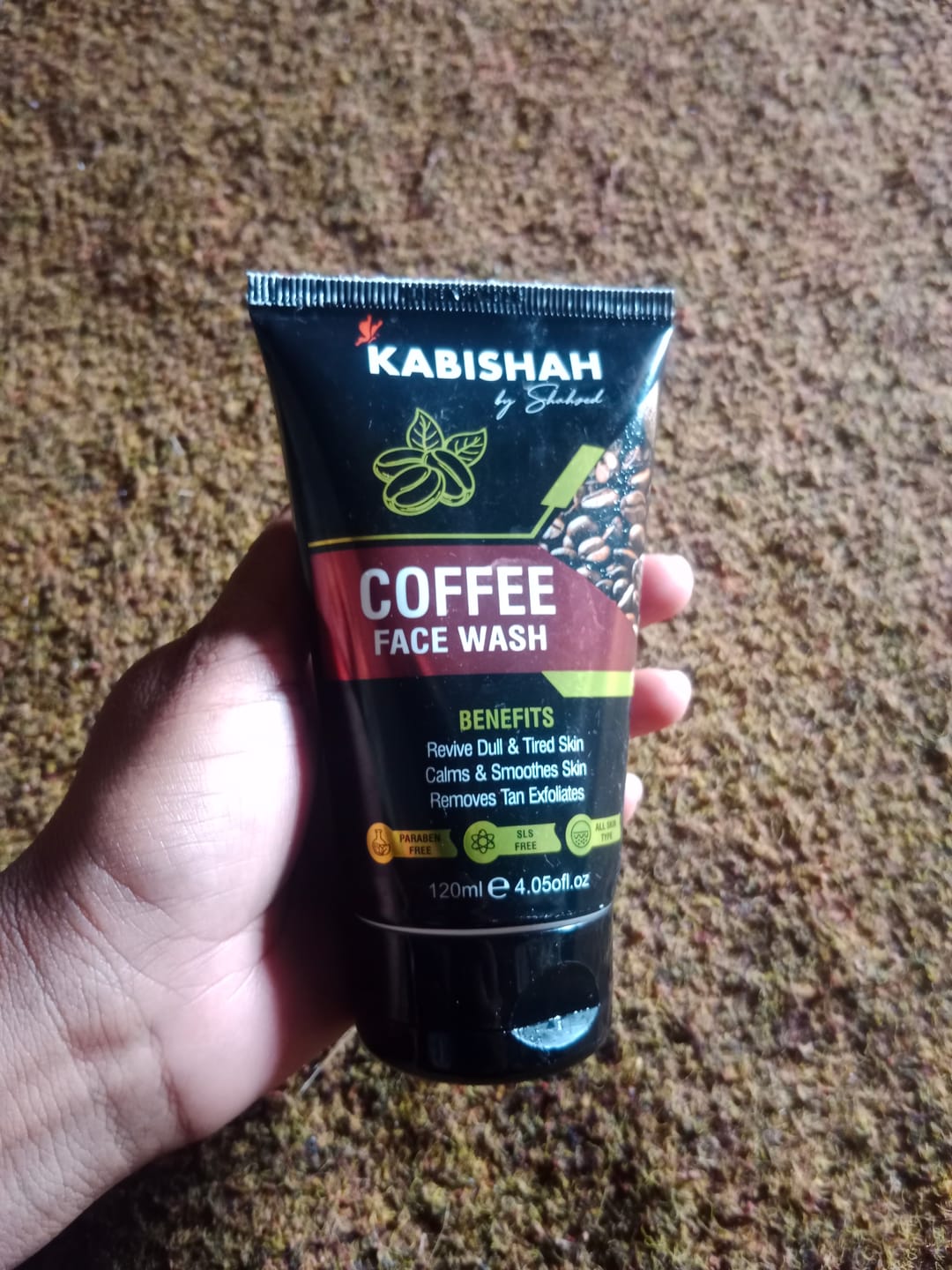 Customer photo review of Coffee Face Wash - Revives, Exfoliates & Removes Tan