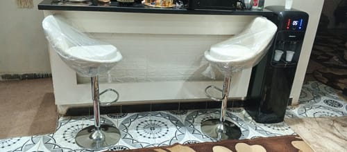 Customer photo review of كرسي بار هيدروليك - اوف وايت-AC62