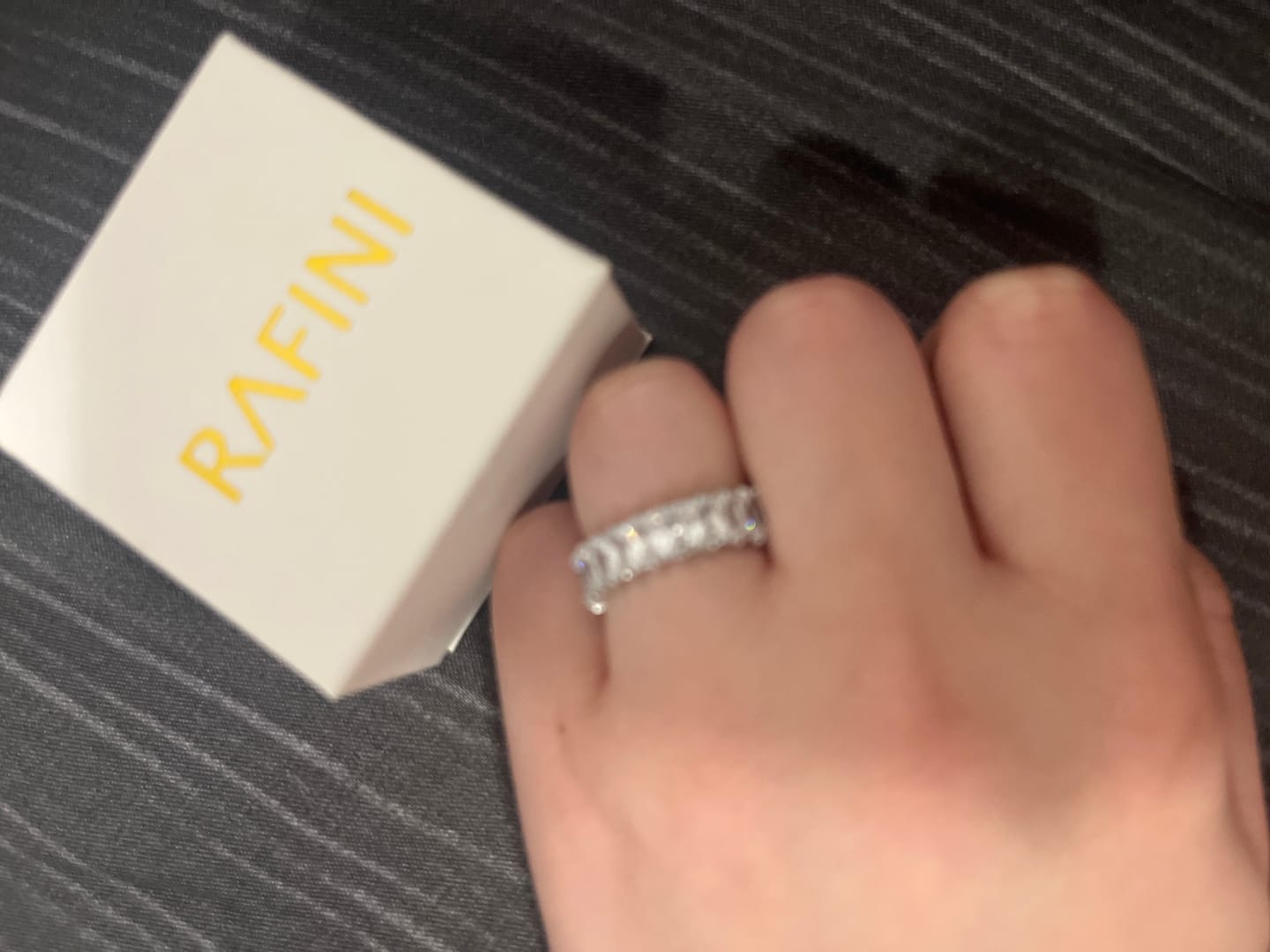 Customer photo review of Inel Magic Diamonds - Argintiu