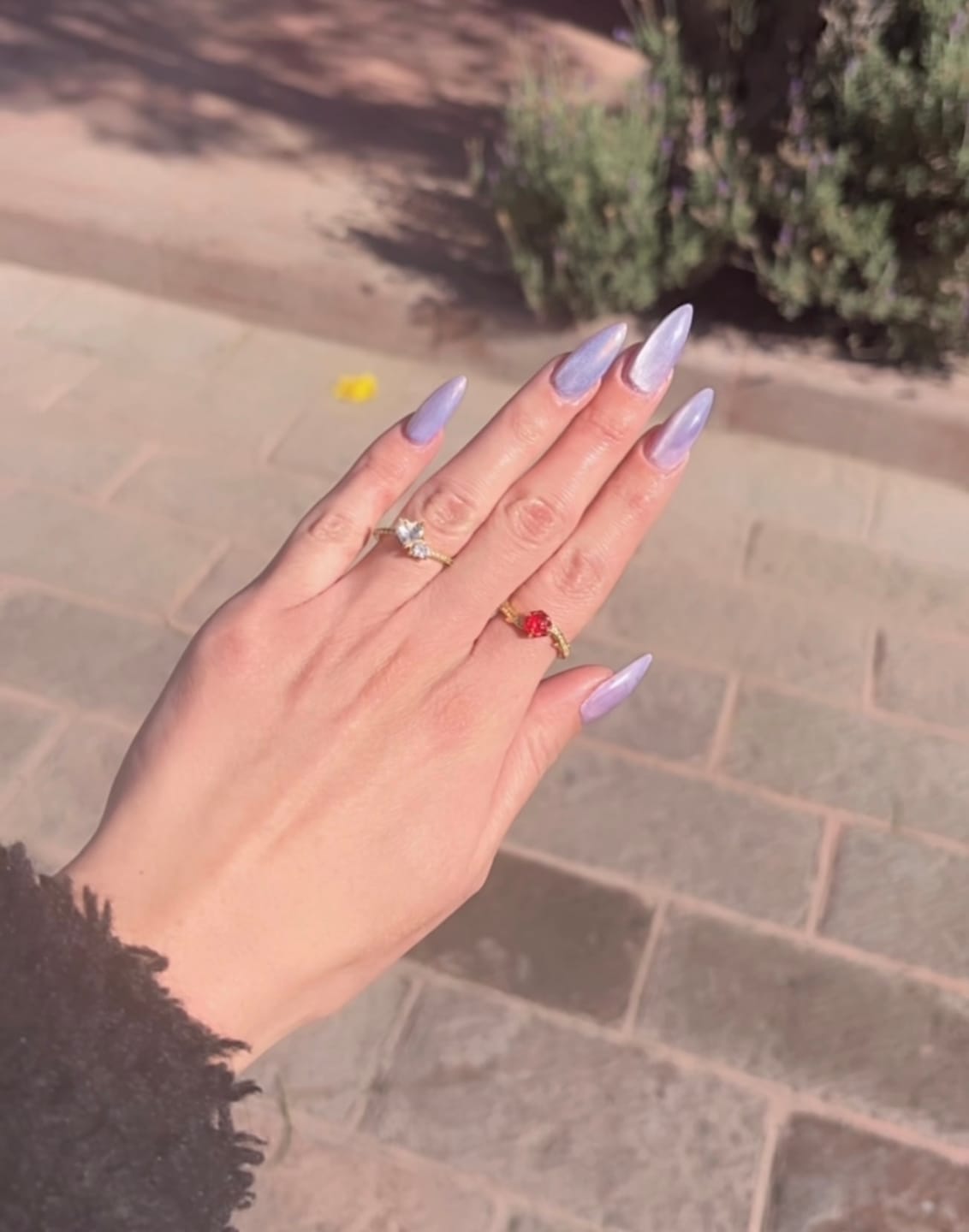 Customer photo review of ANILLO PROMESA PANDORA DORADO DOBLE CORAZON PLATA .925