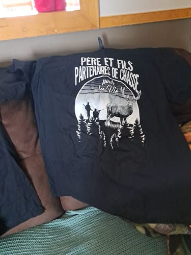 Customer photo review of Pere Fils Partenaires T-Shirt