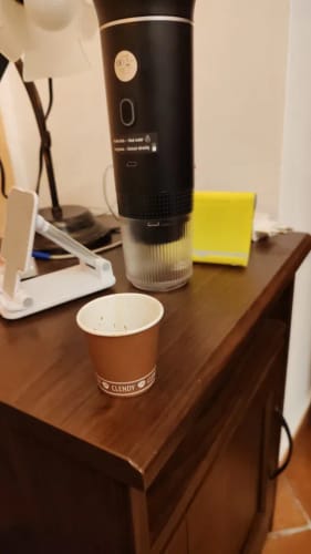 Customer photo review of BRUZZO Go™ – Draagbare Espresso Machine