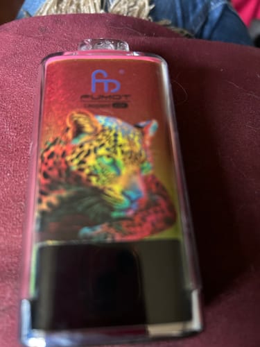 Customer photo review of Blur 30000 - Puff Jetable / Vape Disposable 2% Nicotine - Triple Saveurs