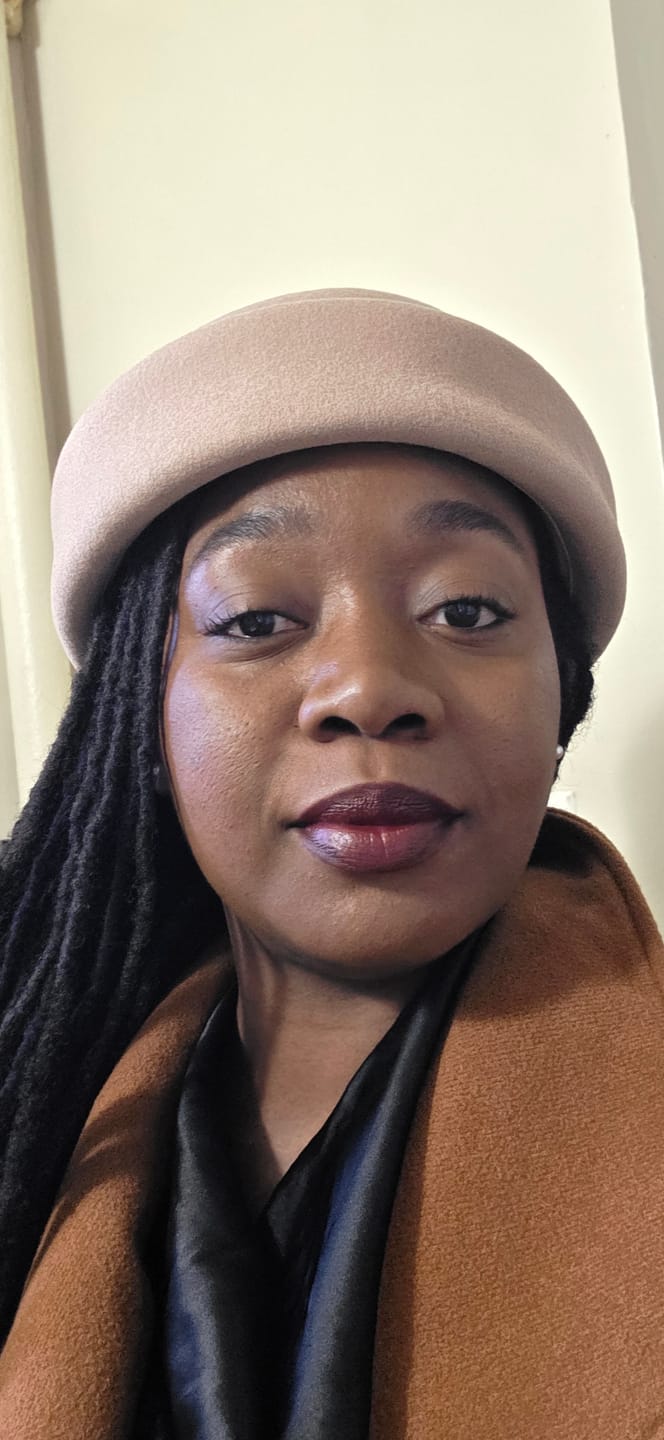 Customer photo review of London Pillbox Hat - Nude