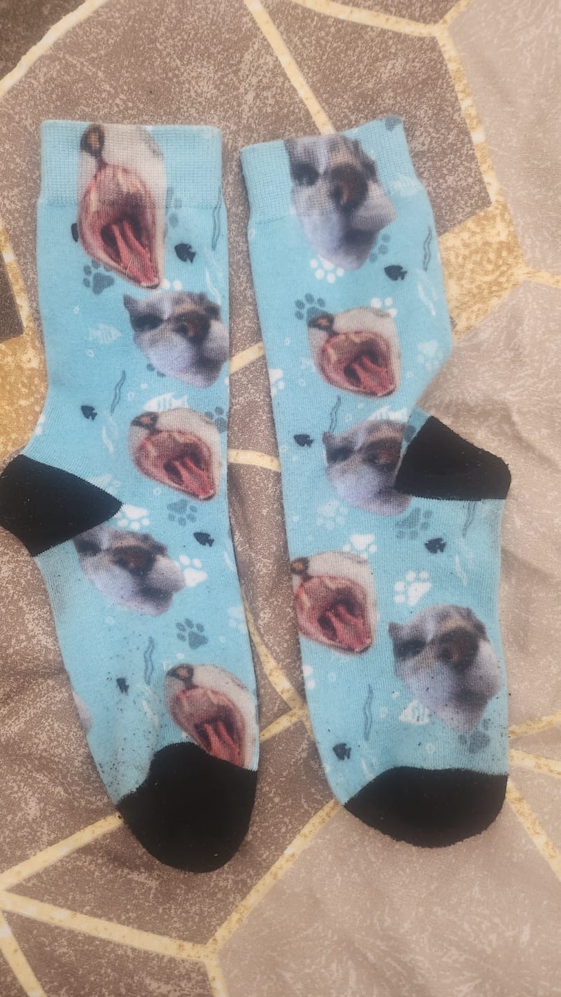 Customer photo review of Boîte cadeau chaussettes