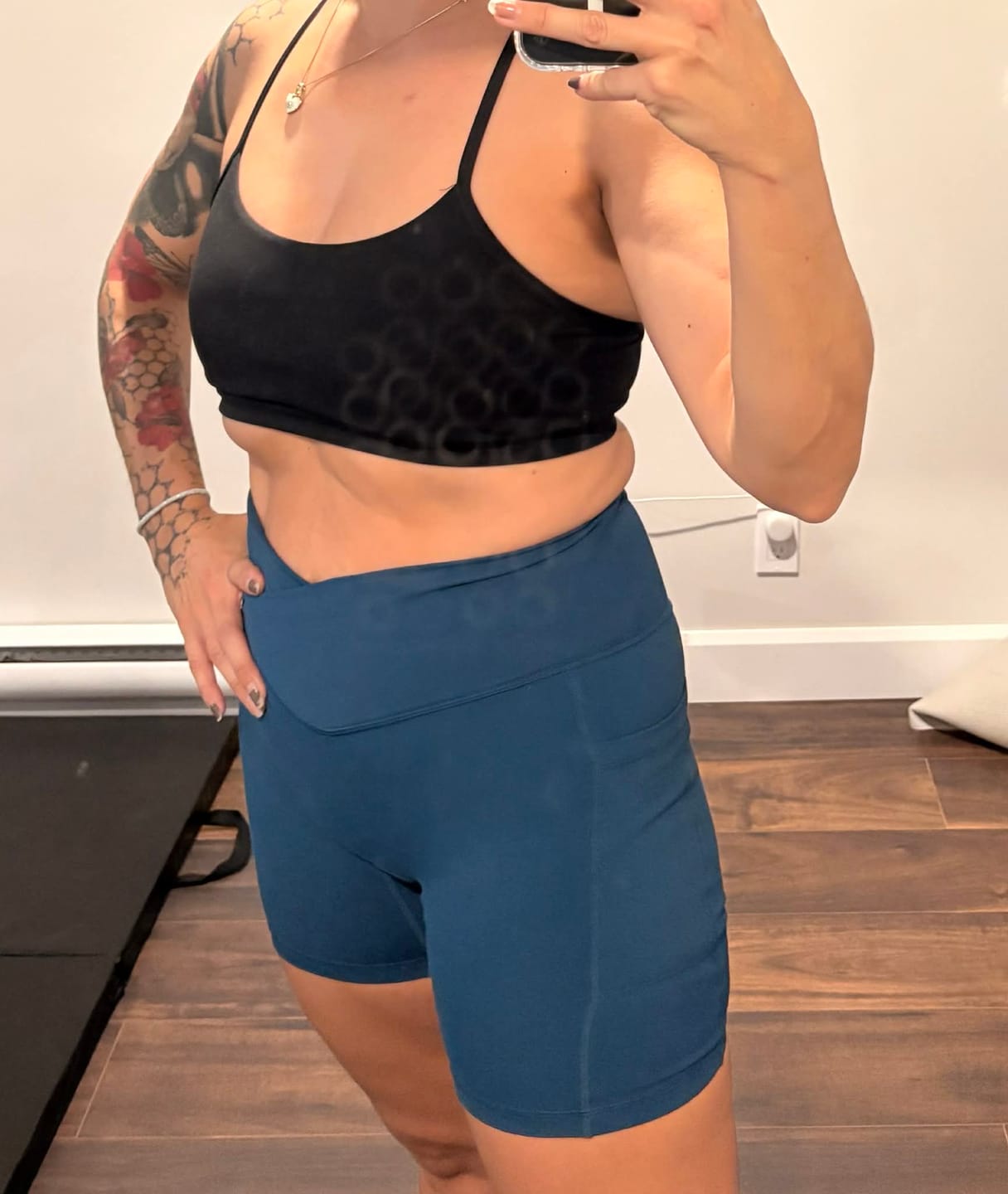 Customer photo review of Bestie 6" Bike Short