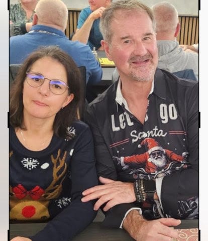 Customer photo review of Chemise à manches longues pour hommes avec imprimé drôle de père Noël à moto pour Noël