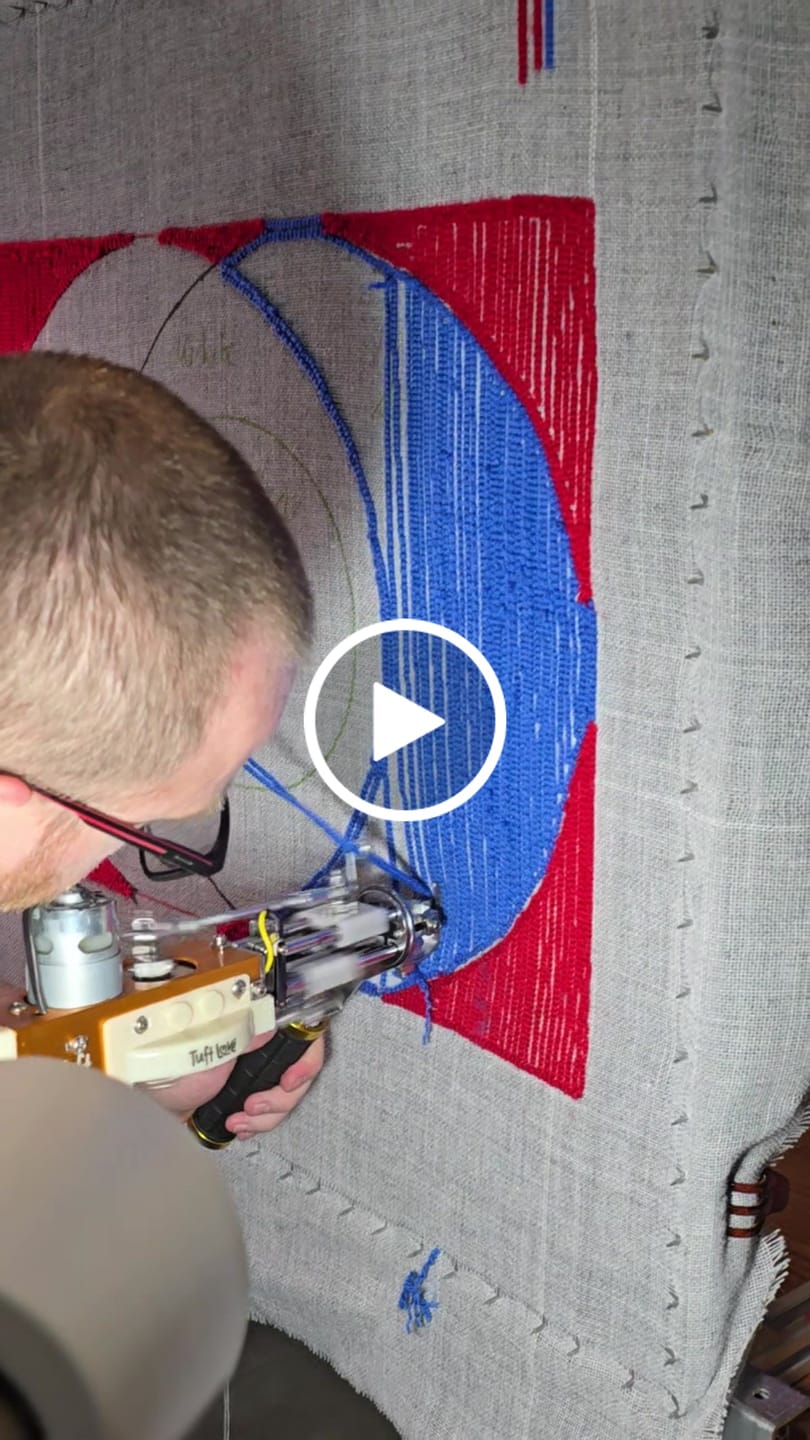 Customer video review of The Spider — Cut & Loop Pile Tufting Machine