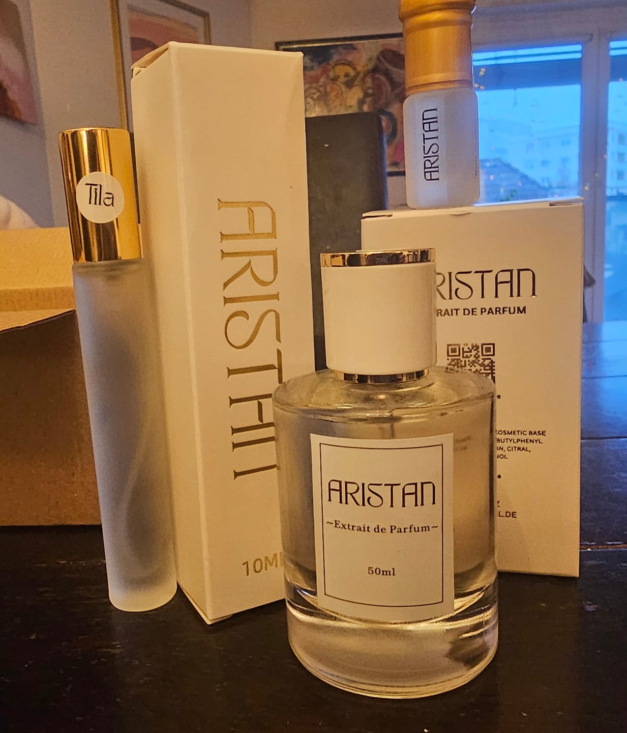 Customer photo review of Tila
