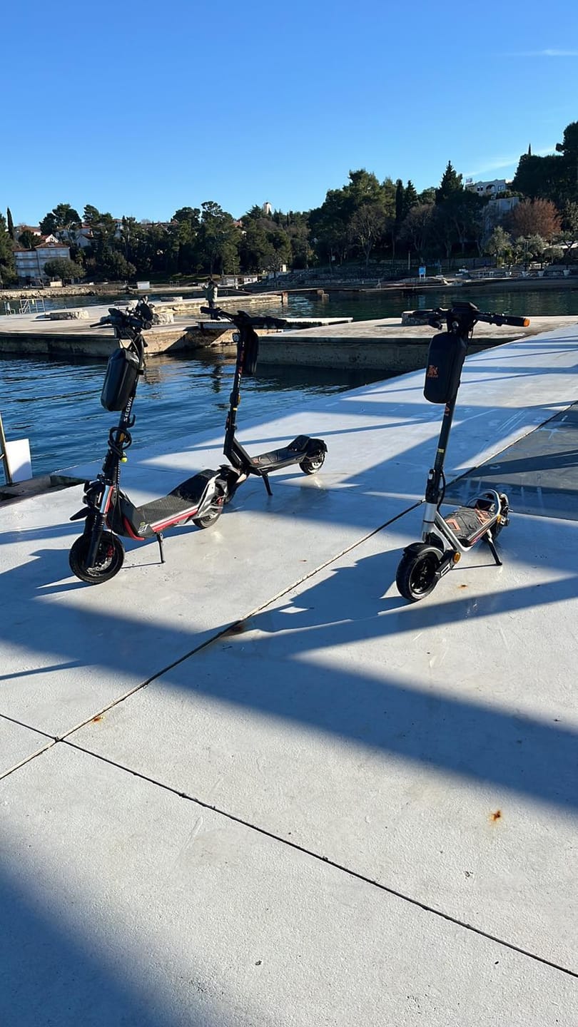 Customer photo review of KuKirin A1 Electric Scooter