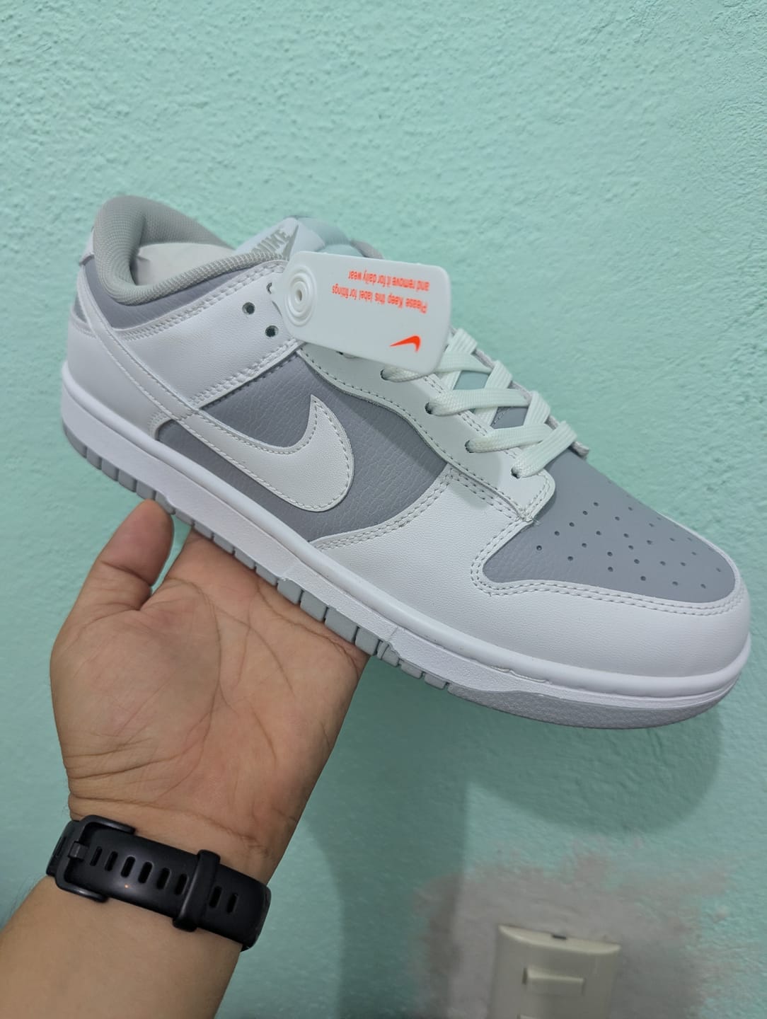 Customer photo review of Tenis Dunk Low White Grey Importado