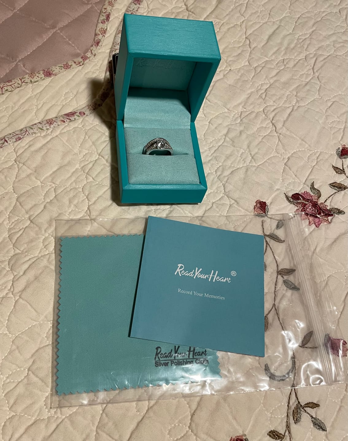 Customer photo review of Classic Round Cut Pave Sterling Silver Ring Set