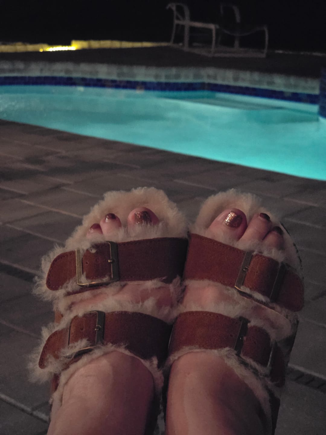 Customer photo review of Women's Felicia Sandal
