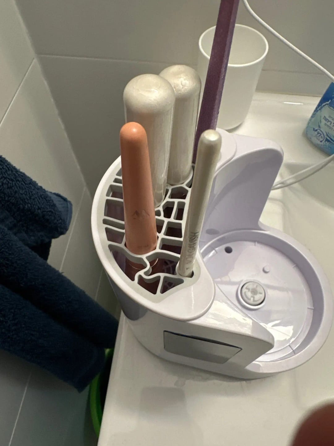 Customer photo review of Electric Brush Cleaner  Fast Clean And Dry