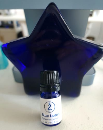 Customer photo review of True Egyptian Blue Lotus Oil 5 mL | Cold-Pressed