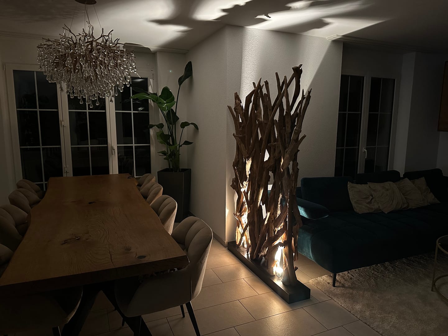 Customer photo review of Design Raumteiler mit Beleuchtung im Sockel