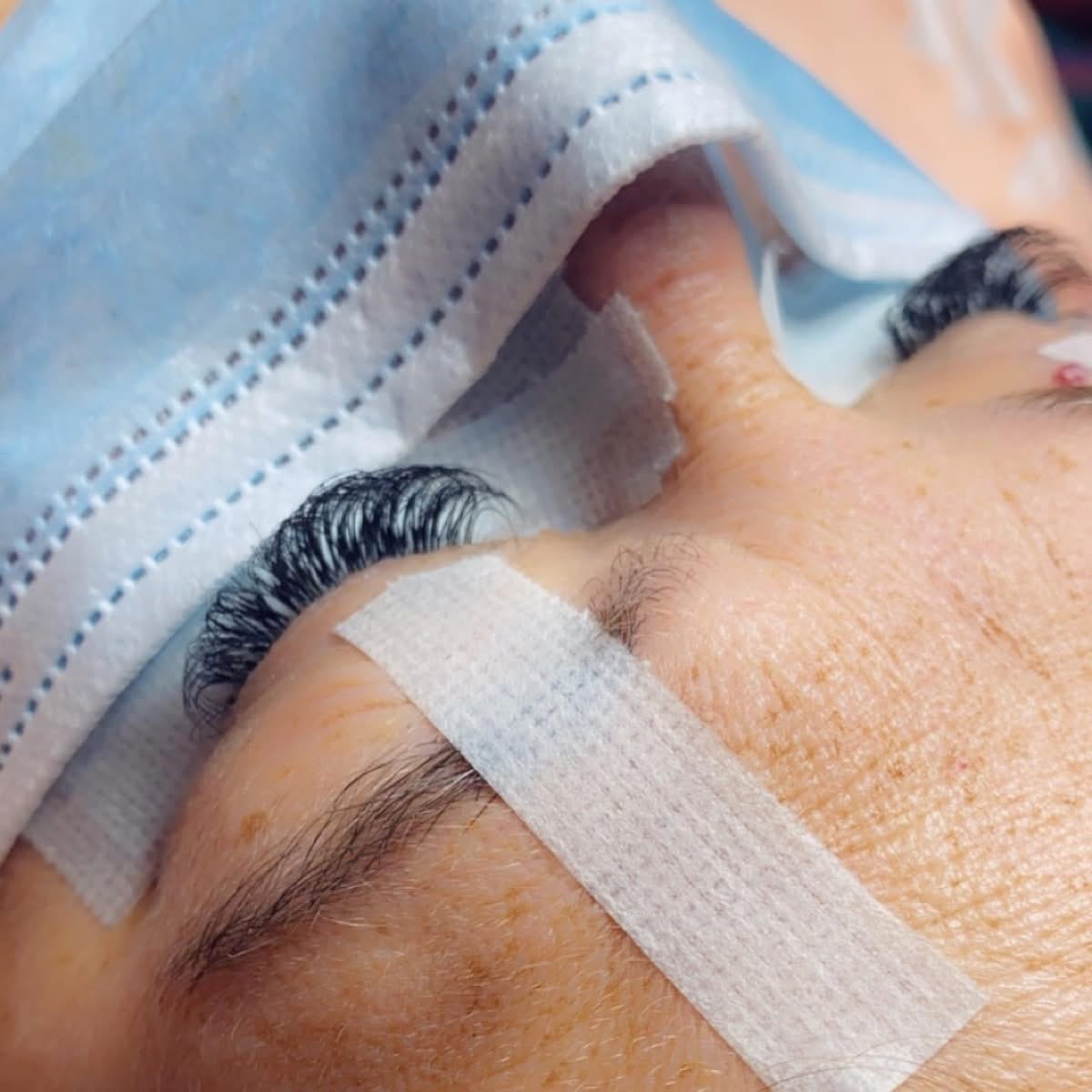 Customer photo review of Power Bond - Lash Extension Glue