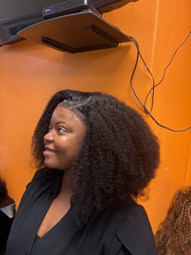 Customer photo review of Peruvian Lace Frontal Wig Afro Curl 14 Inch