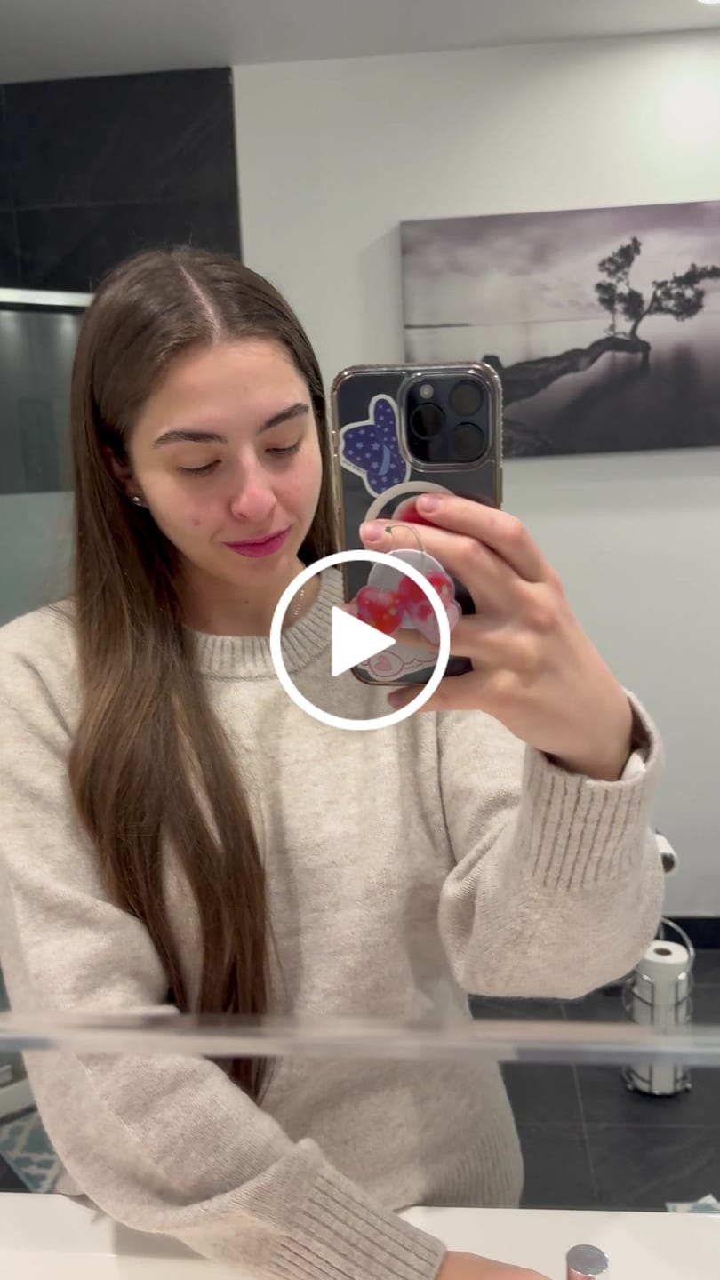 Customer video review of Bold Color Changing Tinted Lip Oil