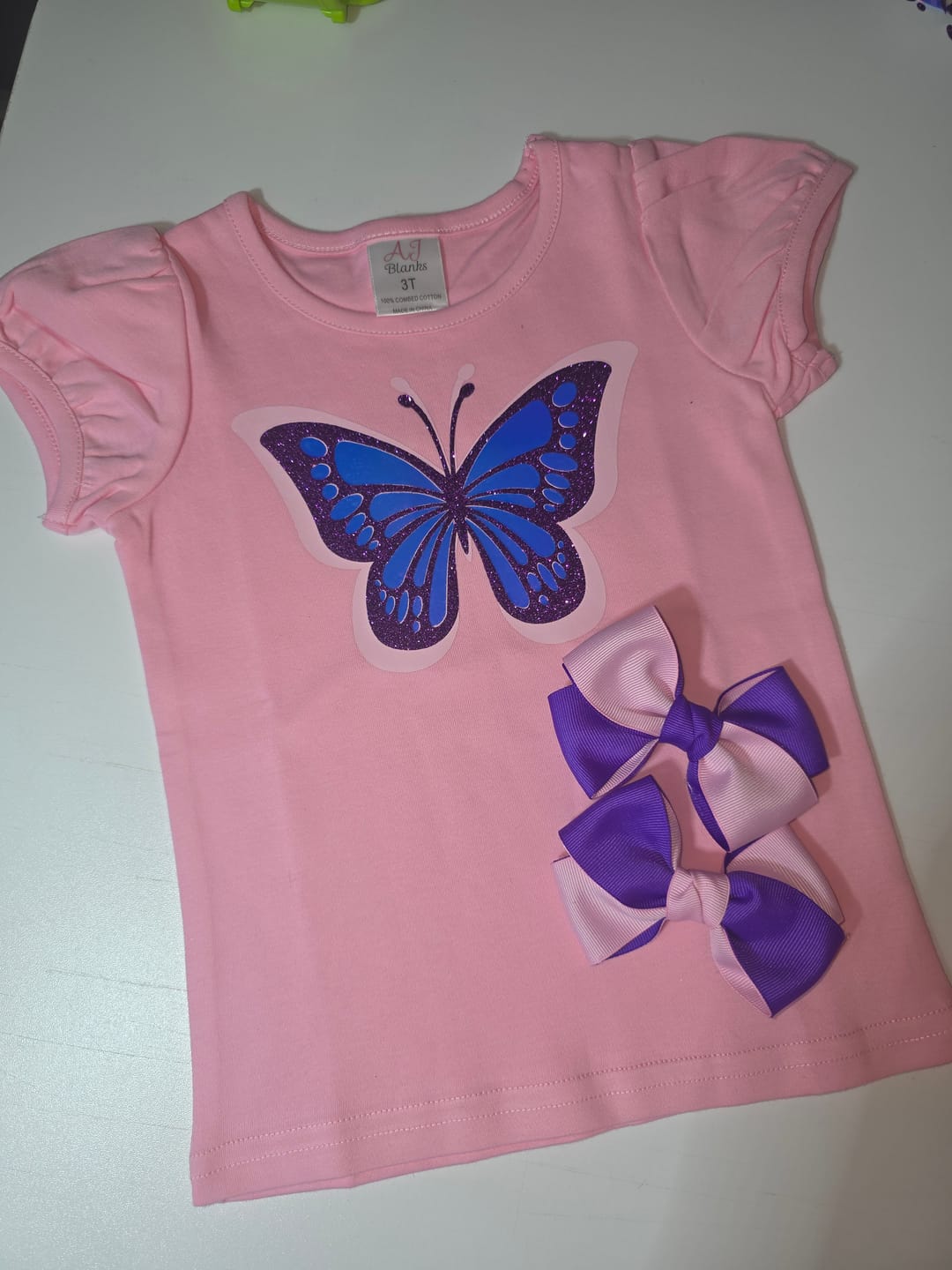 Customer photo review of Girl's Short Sleeve Shirts