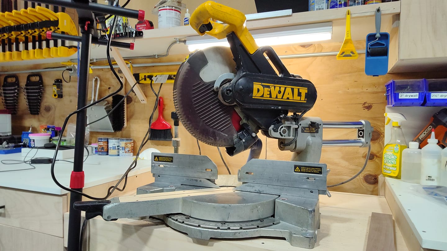 Customer photo review of Dewalt DW715/716 12" Non-Sliding Miter Saw Dust Collection