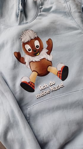 Customer photo review of DDR Ostalgie Kapuze / Organic Hoodie Unisex • UNSER SANDMÄNNCHEN - PITTIPLATSCH - ACH DU MEINE NASE!