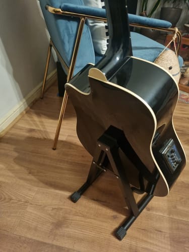 Customer photo review of Atril Guitarra / Bajo Hondo / RMX / Scorpion