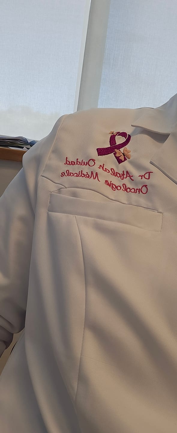 Customer photo review of Blouse PRO™ Manches Longues Col Chemisier - Femme