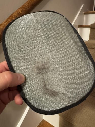 Customer photo review of Guante Cirezo™ – Elimina el pelo de tu mascota en segundos