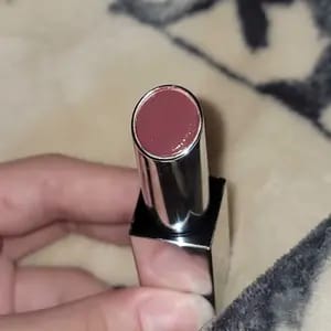 Customer photo review of Labial Reafirmante Antiedad
