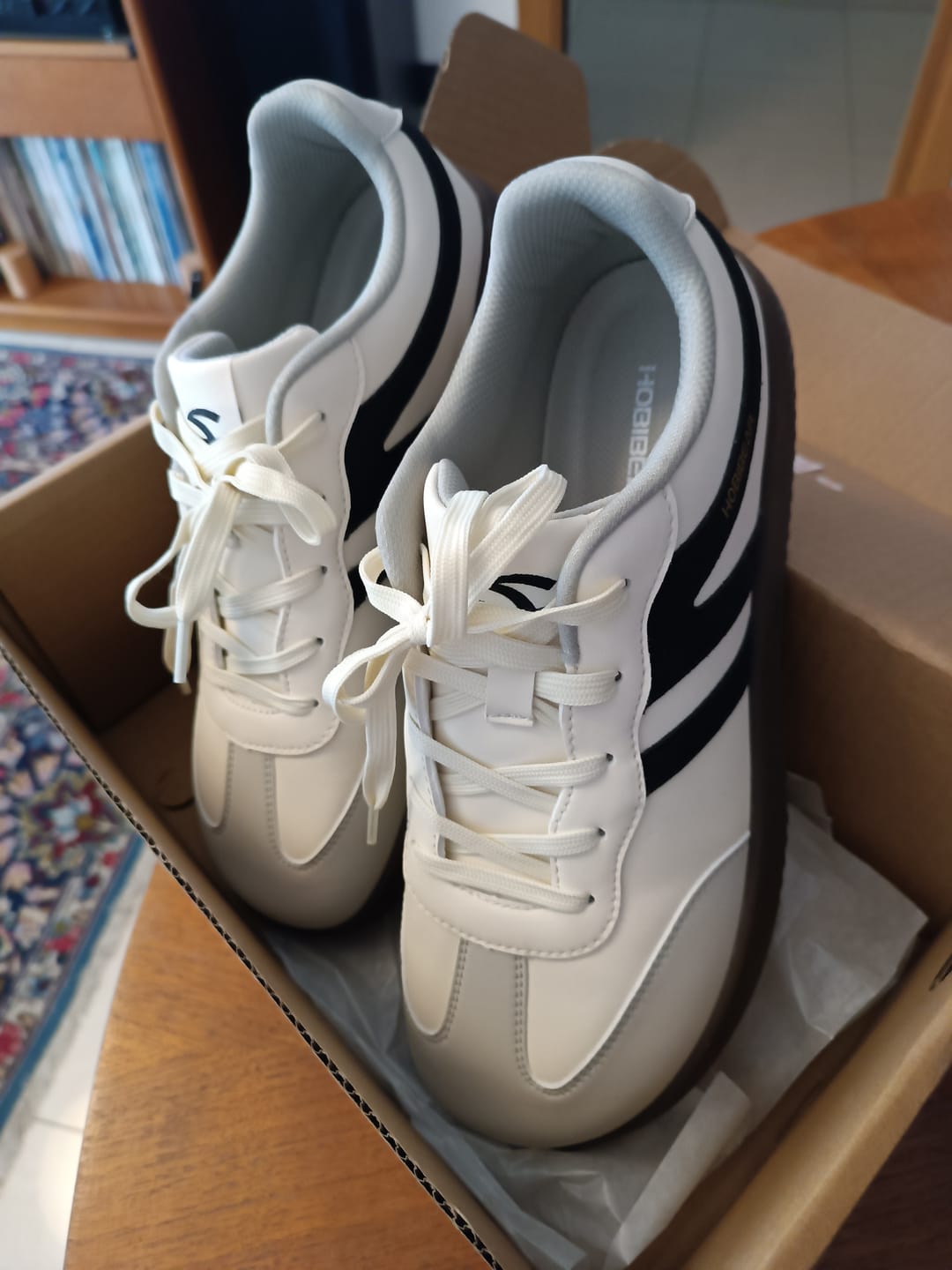 Customer photo review of Laurel - Scarpe Larghe