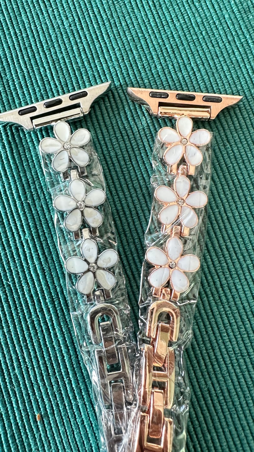 Customer photo review of NEU: Apple Watch Metallarmband "Flora"