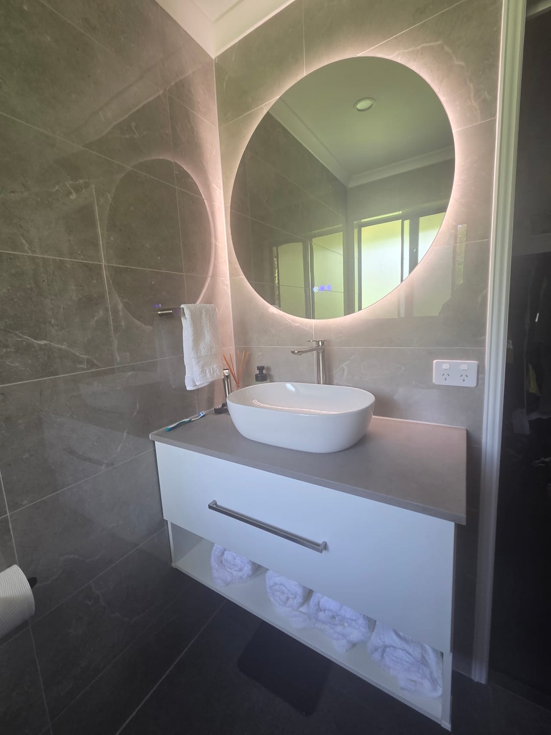 Customer photo review of The Amalfi ~ Invogue Smart mirror