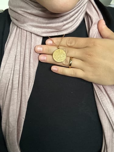Customer photo review of Ayatul Kursi Token Halskette