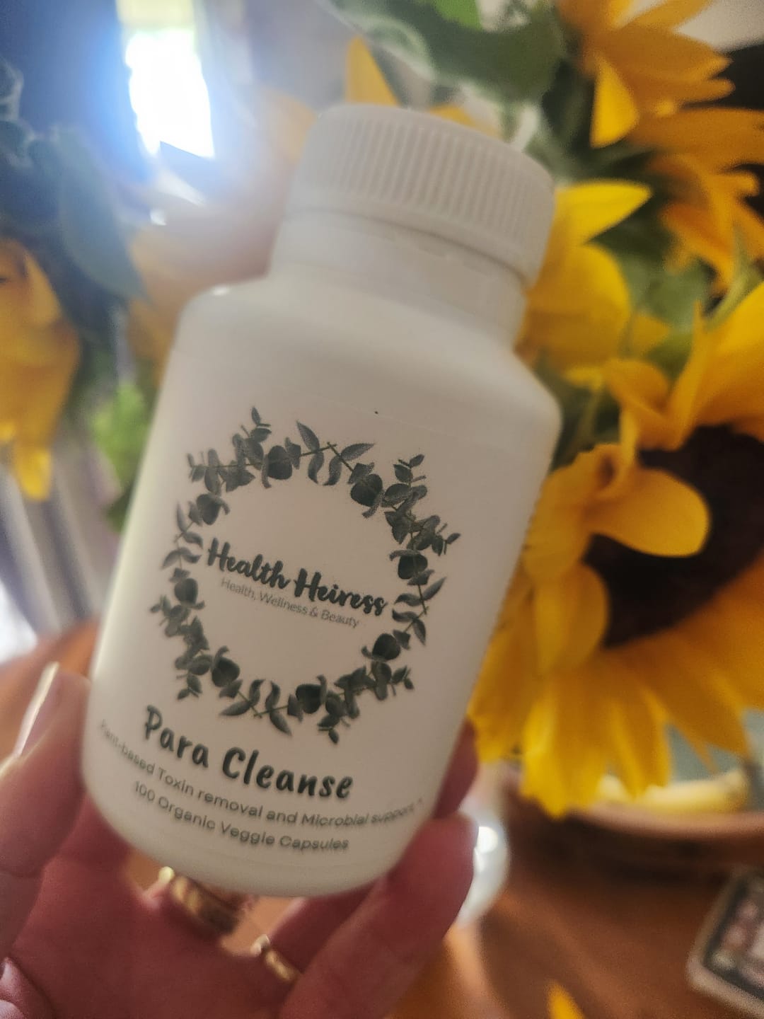 Customer photo review of Para Cleanse Capsules