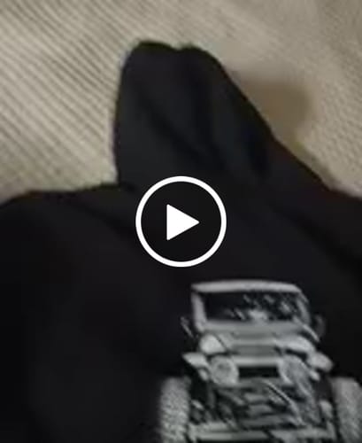 Customer video review of FJ40 Offroad Legend Heavy Weight Hoodie- Black