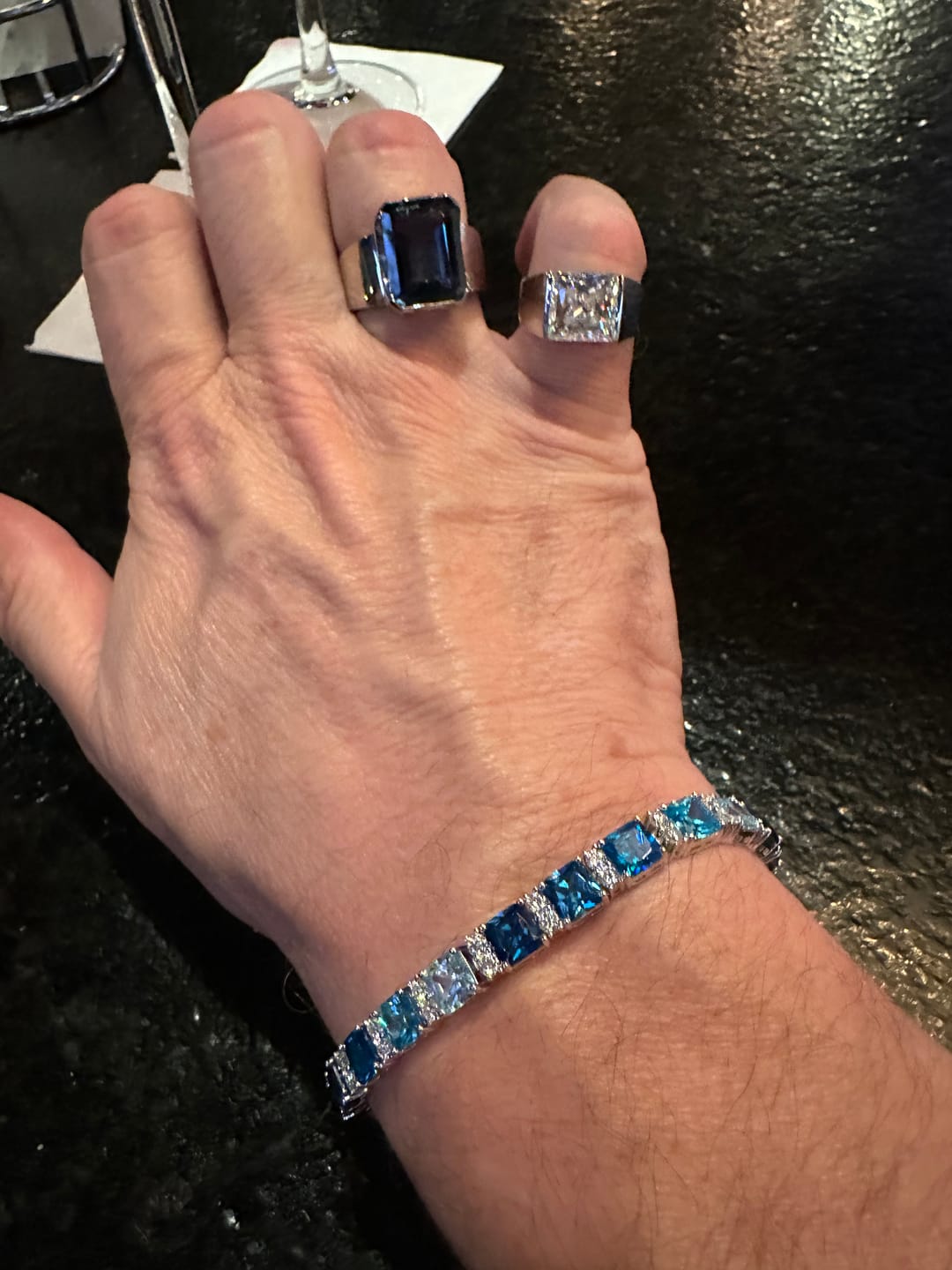 Customer photo review of Océan Bleu Bracelet