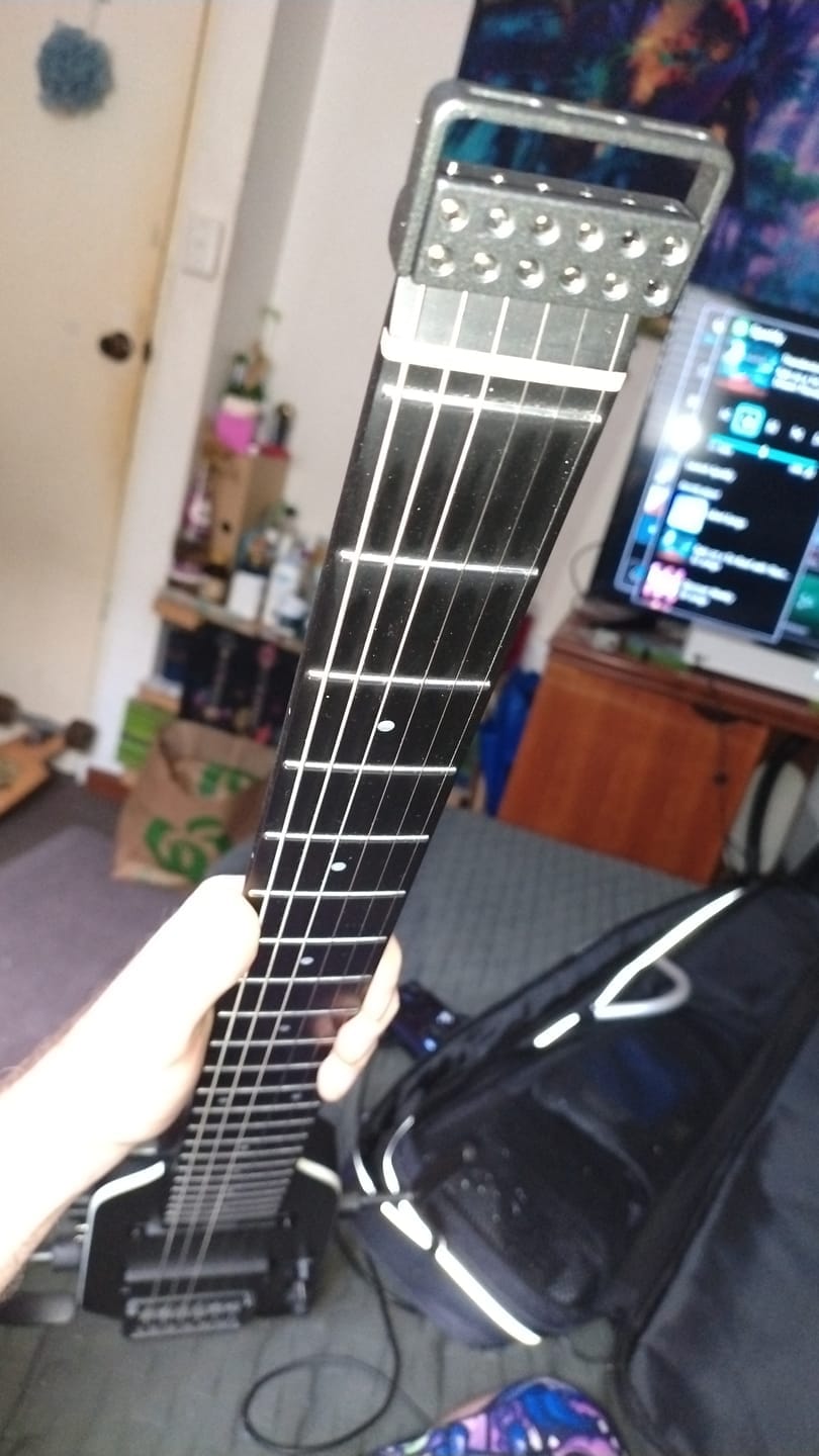 Customer photo review of Donner HUSH™ X PRO Guitare Électrique