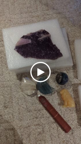 Customer video review of Mystery Crystal Capsules (no tumbles)