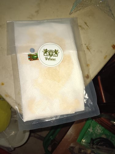 Customer photo review of Rainbow Slush Shatter Wholesale