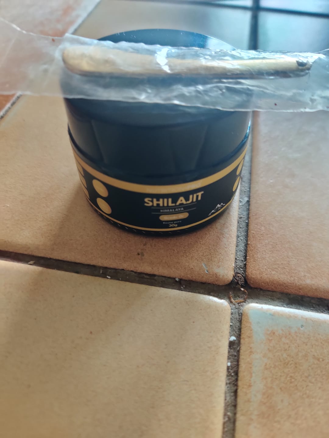 Customer photo review of SHILAJIT (RÉSINE PURE)