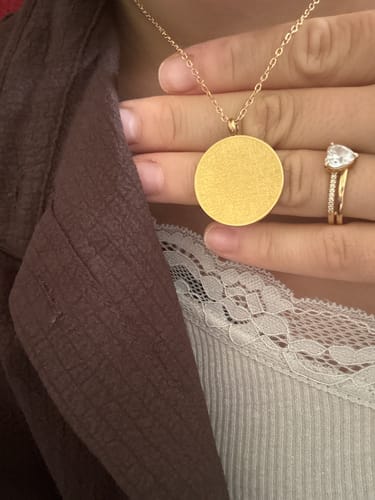 Customer photo review of Ayatul Kursi Token Halskette