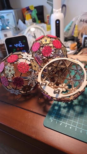 Customer photo review of Christmas ball