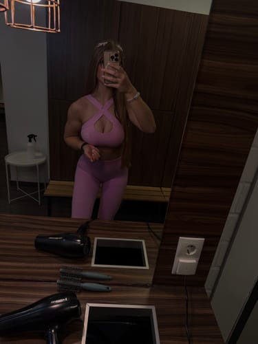 Customer photo review of DIVINE Cross-Over Sport-BH - Rose Pink