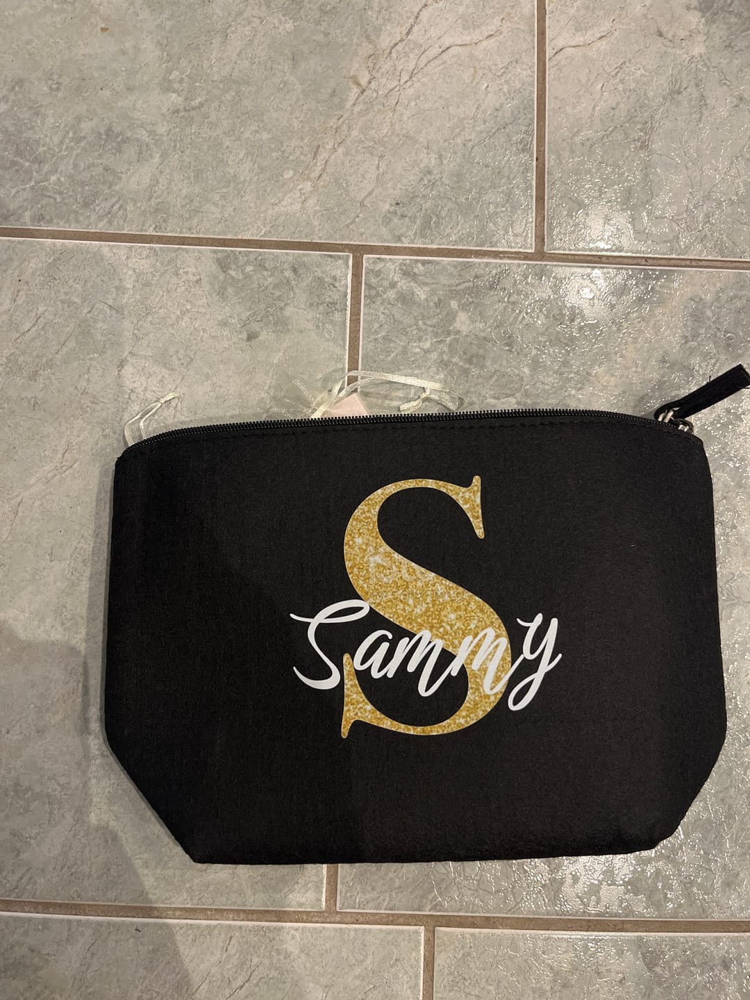 Customer photo review of Initiale - Individuelle Kosmetiktasche Filz