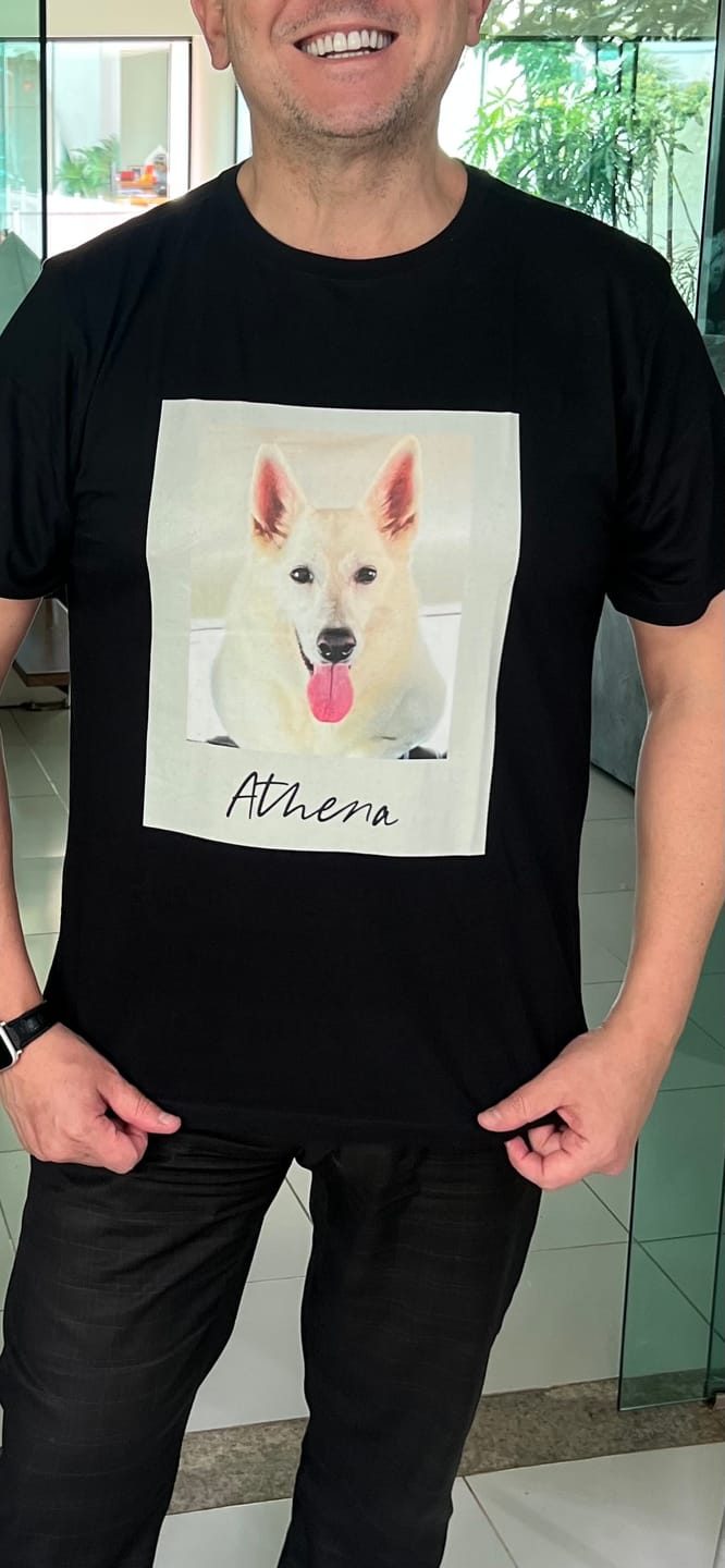 Customer photo review of CAMISETA PERSONALIZADA COM FOTO - POLAROID - 100% Algodão